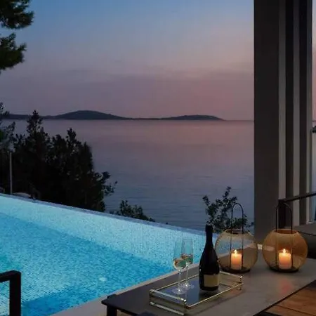 Apartment Infinity Pool Villa, Great View